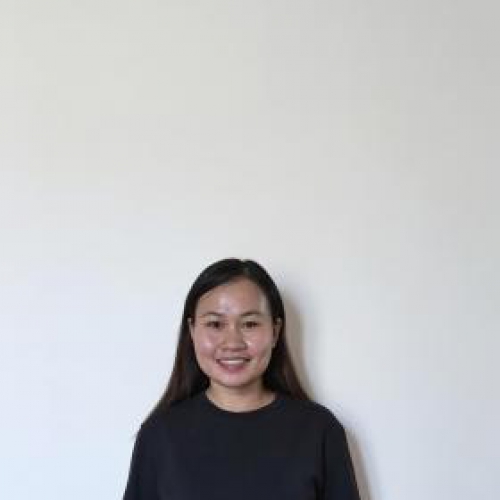 陽光女傭